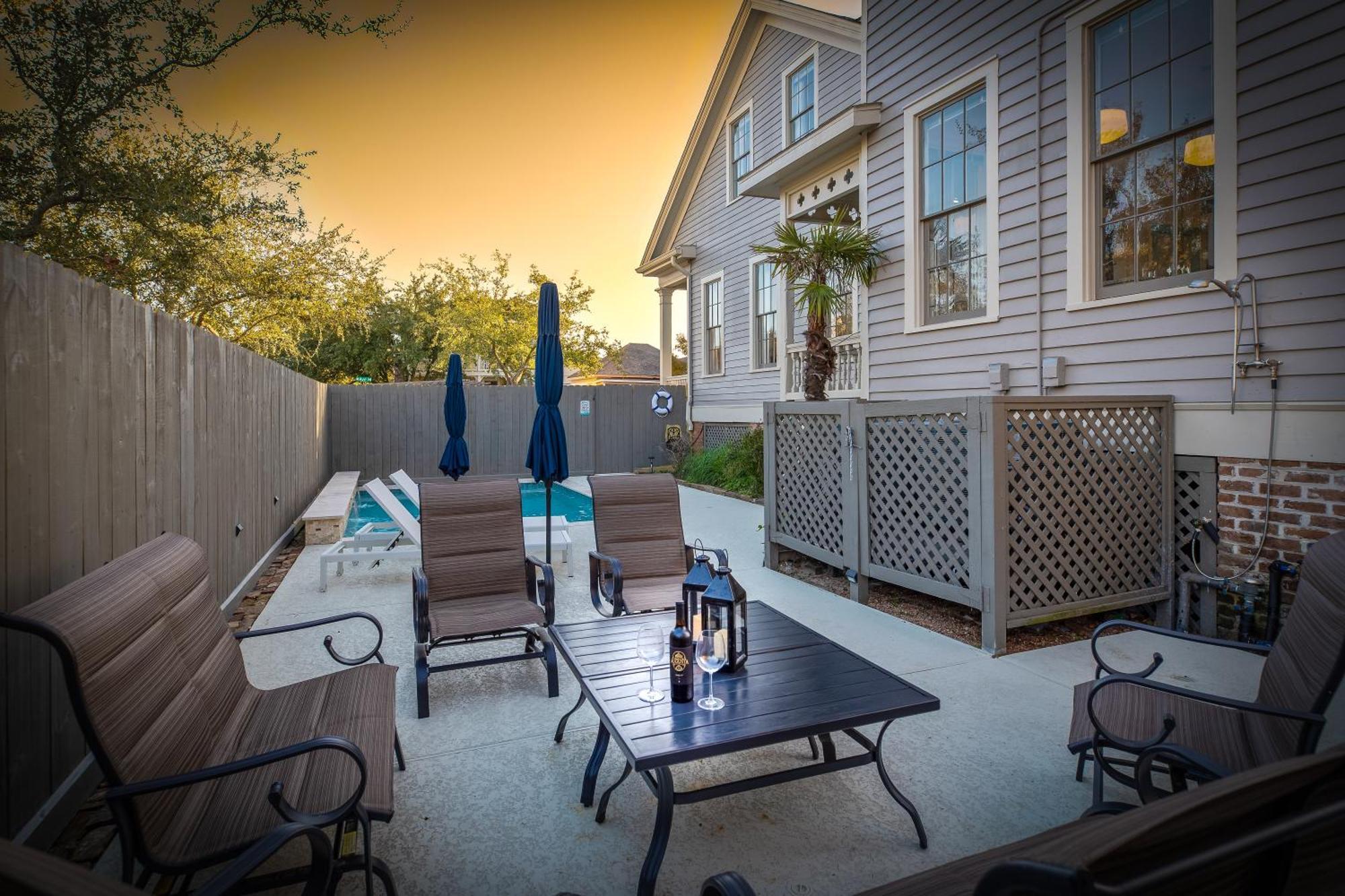 Historic 1871 Coastal Breeze With Heated Pool - Restoring Galveston Villa Dış mekan fotoğraf